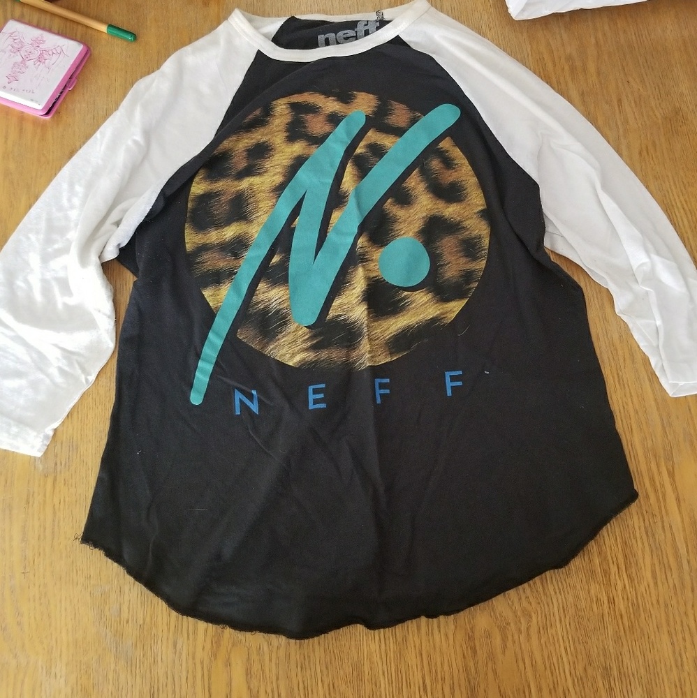 Half sleeve shirt